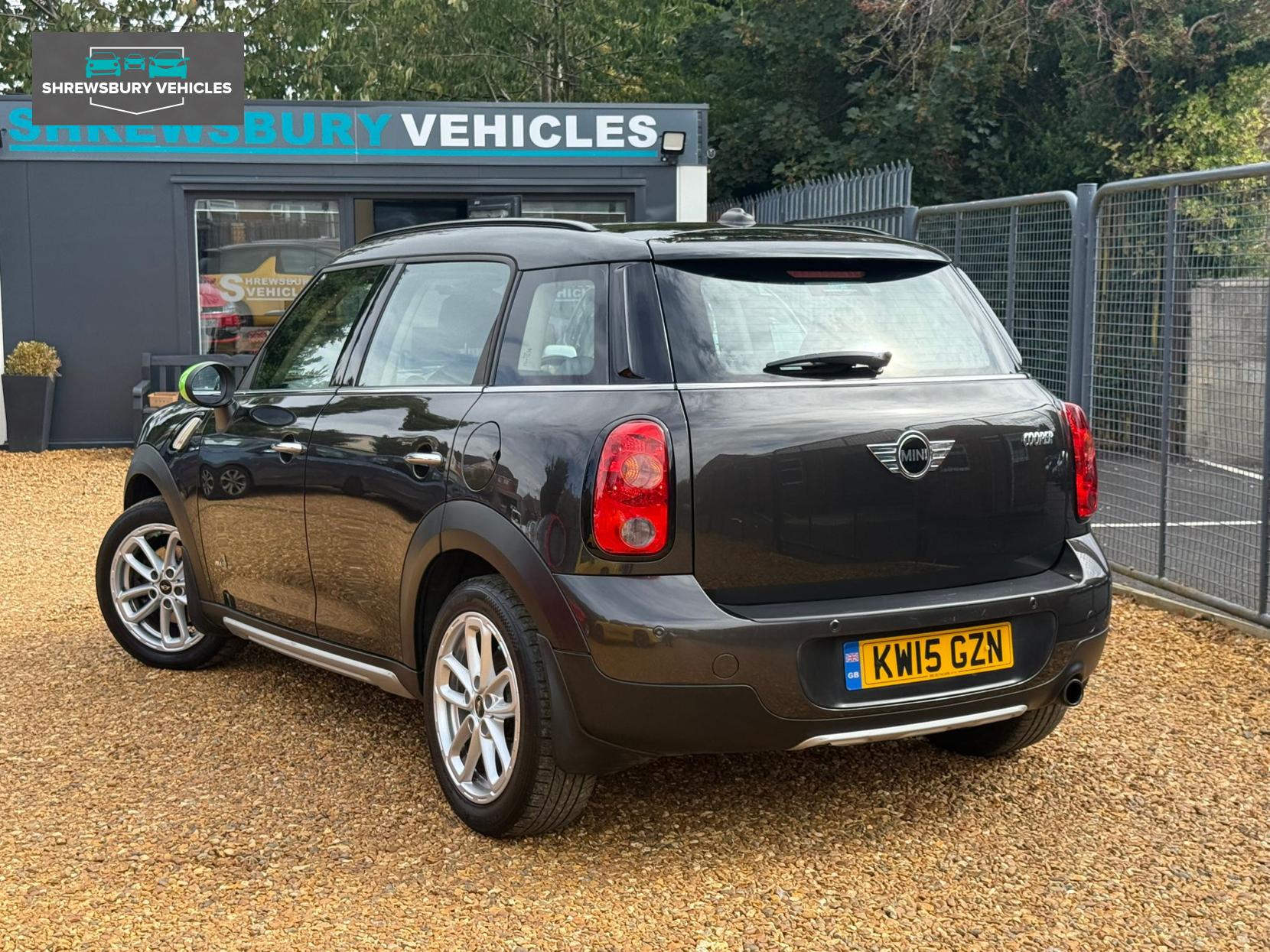 MINI Countryman 1.6 Cooper SUV 5dr Petrol Manual ALL4 Euro 6 (s/s) (122 ps)