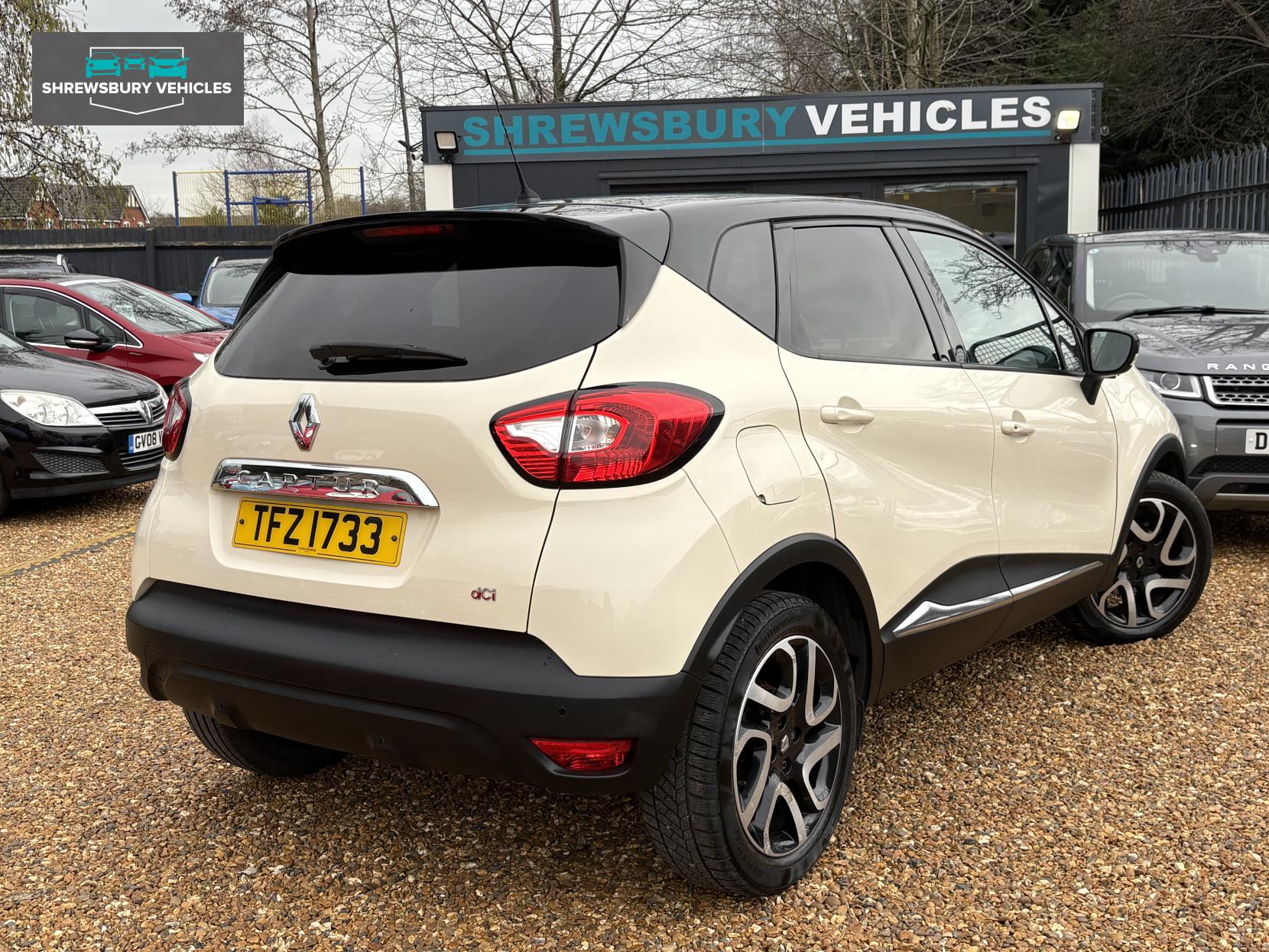 Renault Captur 1.5 dCi ENERGY Dynamique S MediaNav SUV 5dr Diesel Manual Euro 5 (s/s) (90 ps)
