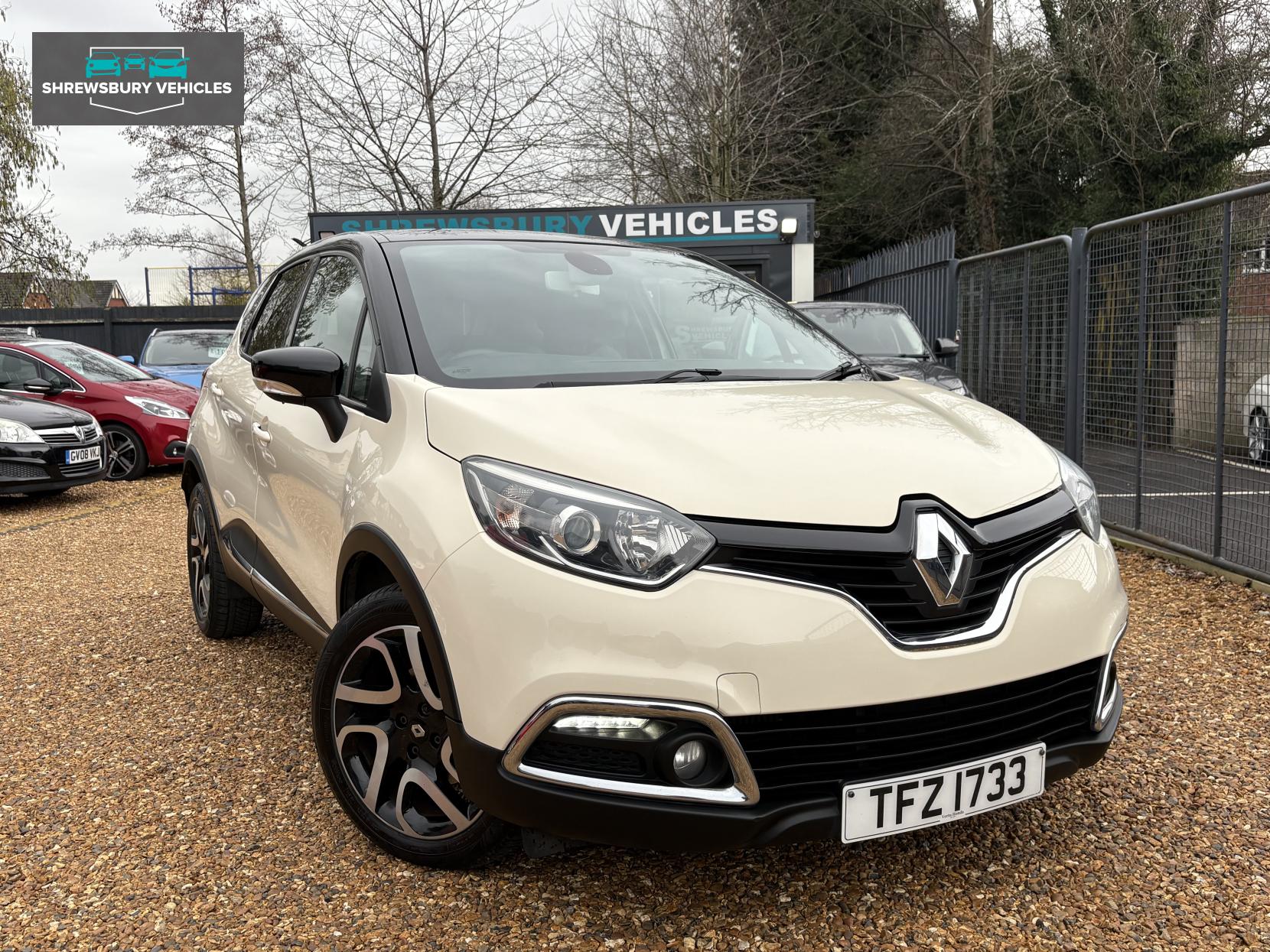 Renault Captur 1.5 dCi ENERGY Dynamique S MediaNav SUV 5dr Diesel Manual Euro 5 (s/s) (90 ps)